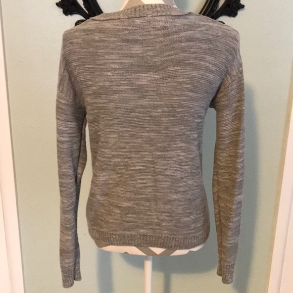 Stylish multi colored sweater - Picture 3 of 4